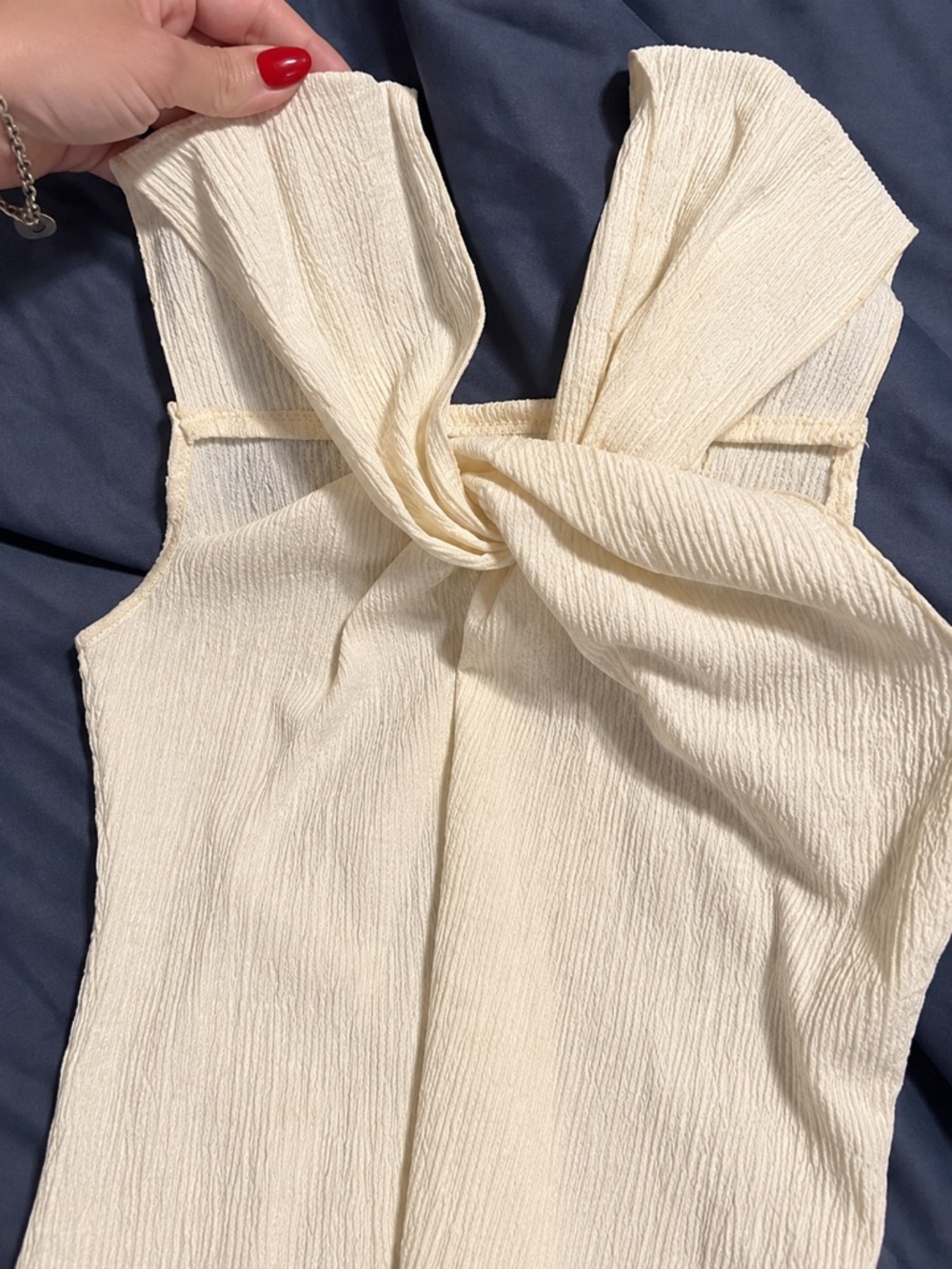 Cream Twist-Front Textured Women's Tank Top — Sleeveless Summer Blouse